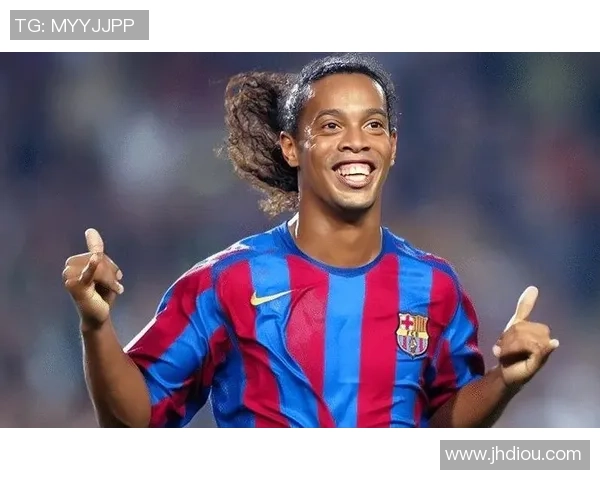 足球巨星精彩瞬间集锦 展现球场魅力与技巧的极致表现